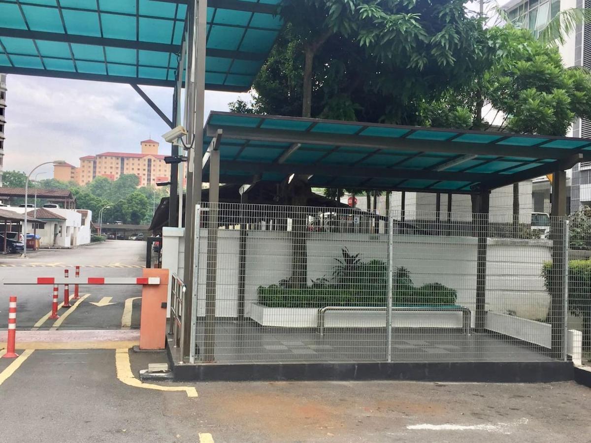 Cozy Kelana Jaya Semi-D Apt Near Mall, College & Hospital Petaling Jaya Exterior foto